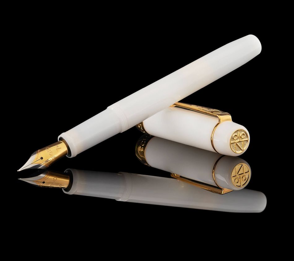 Onoto Scholar Fountain Pen - Ivory & Gold