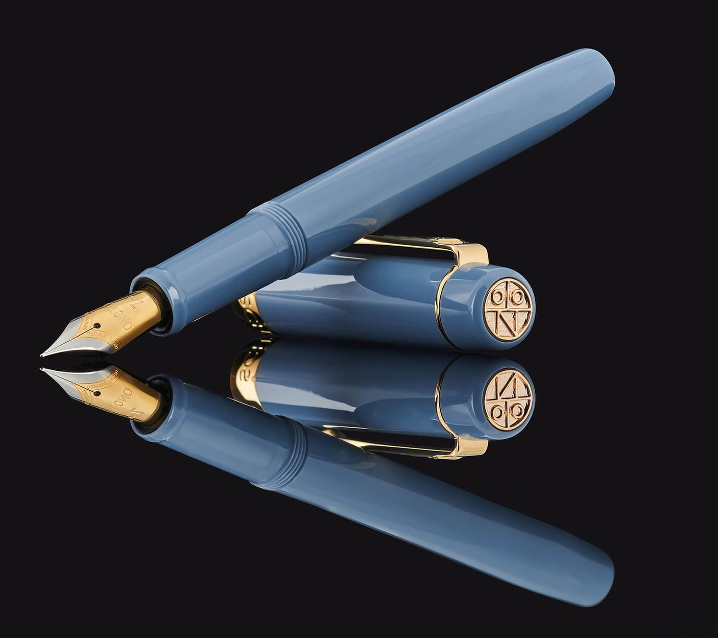 Onoto Scholar Fountain Pen - Sky Blue & Gold